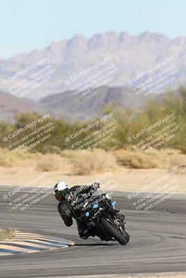 media/Nov-16-2025-Race Pace (Sun) [[8c5fa54630]]/Non Verified Riders (1st 20 Minutes)/2-Turn 10 (1010am)/